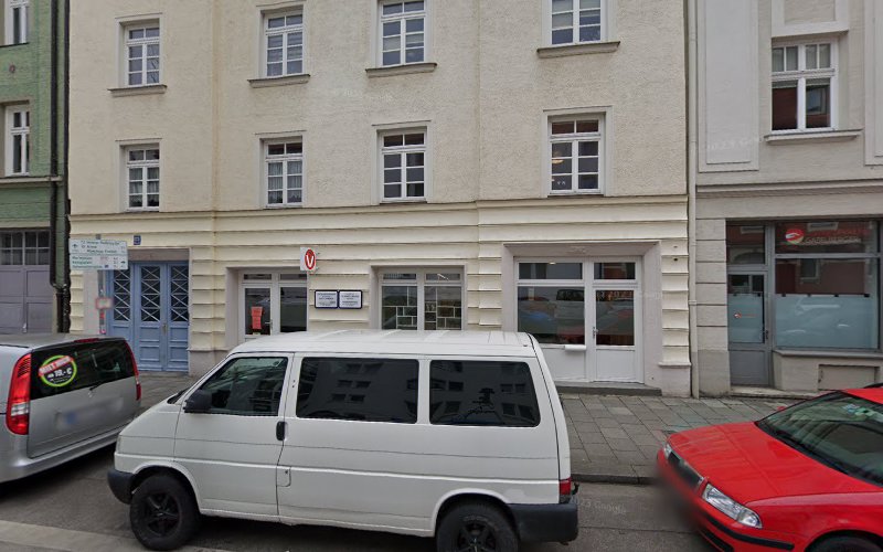 Dr. Renate Jones-Baade