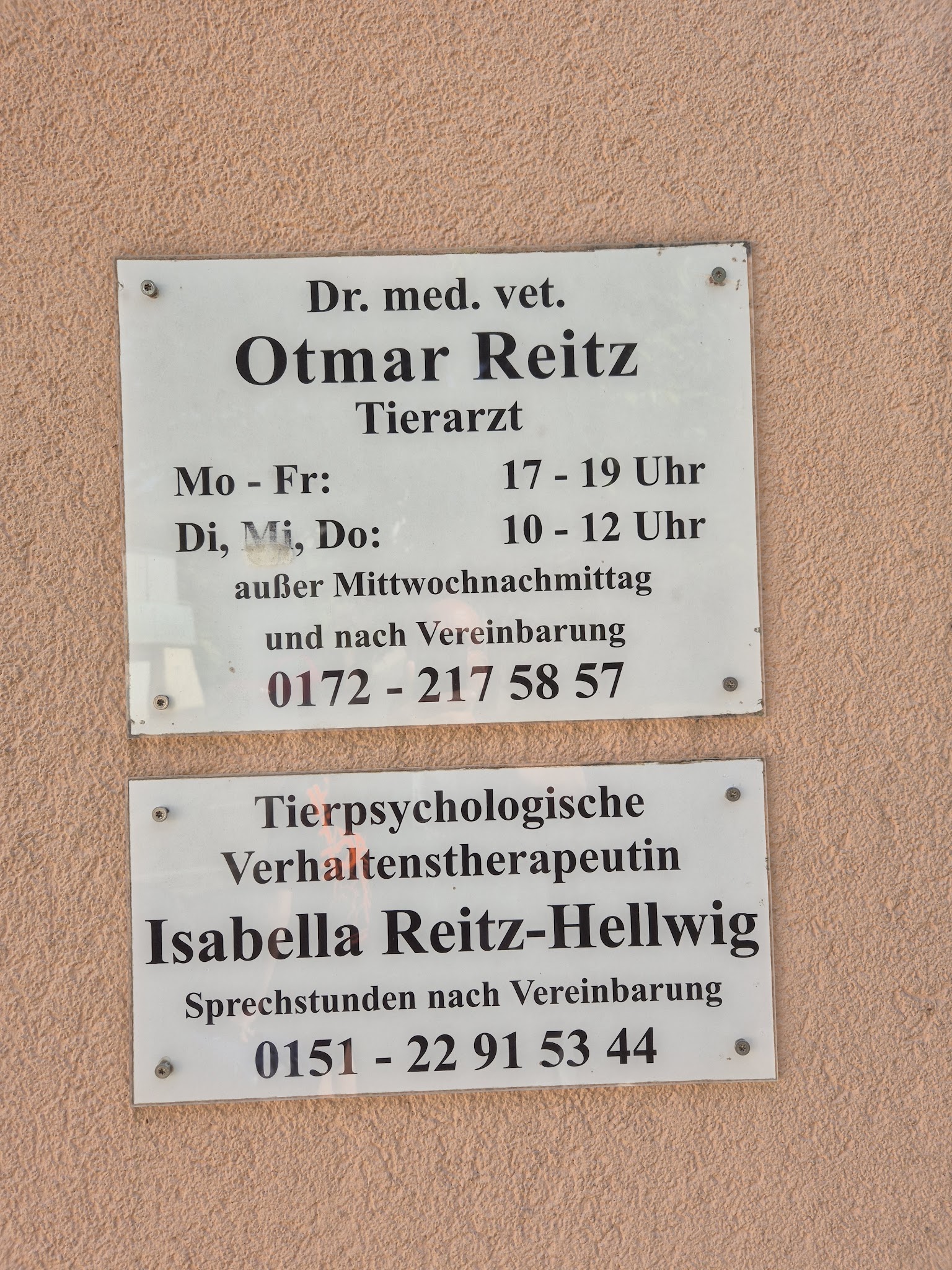 Dr.med.vet. Otmar Reitz Tierarzt – Bild
