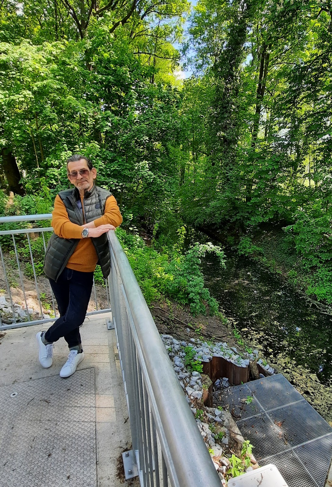 Hundekehlefenn in Berlin – Praxisfoto 5