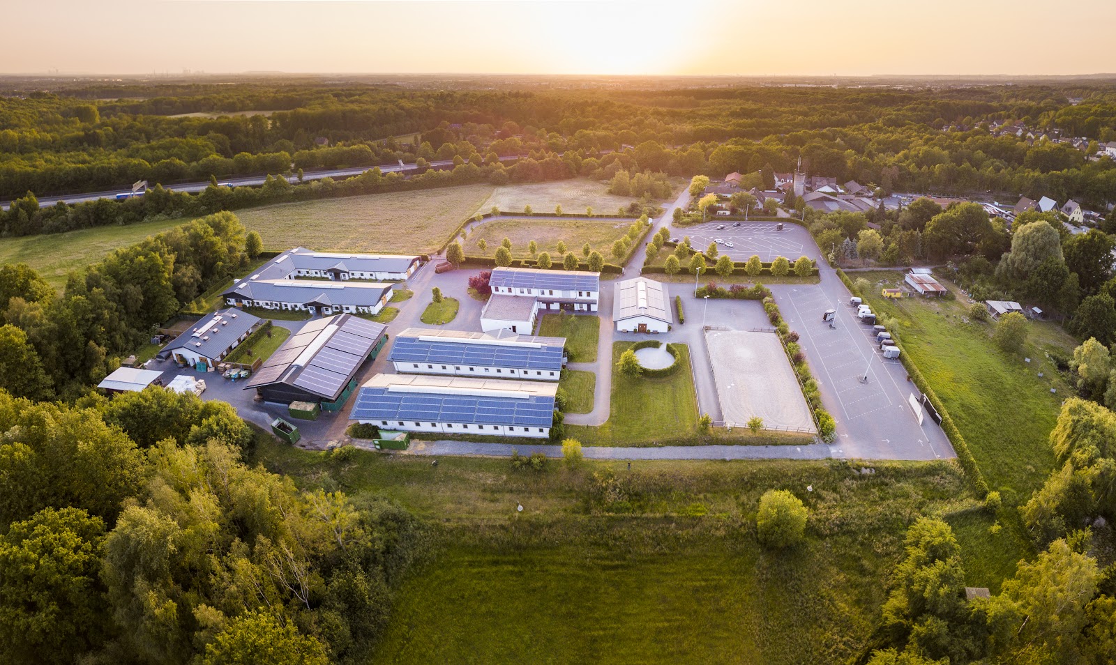 Pferdeklinik Leichlingen GmbH in Leichlingen (Rheinland) – Praxisansicht