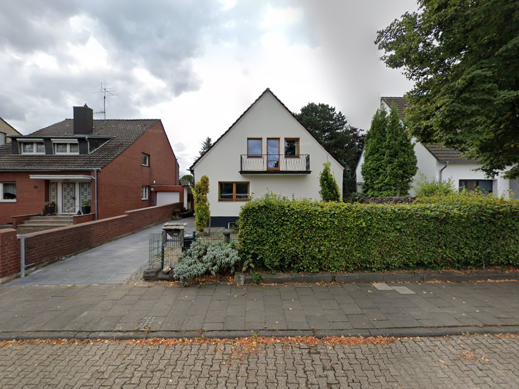 Tierarzt Maximilian Welter - Manualtherapie für Pferd & Hund in Köln – Praxisfoto 2