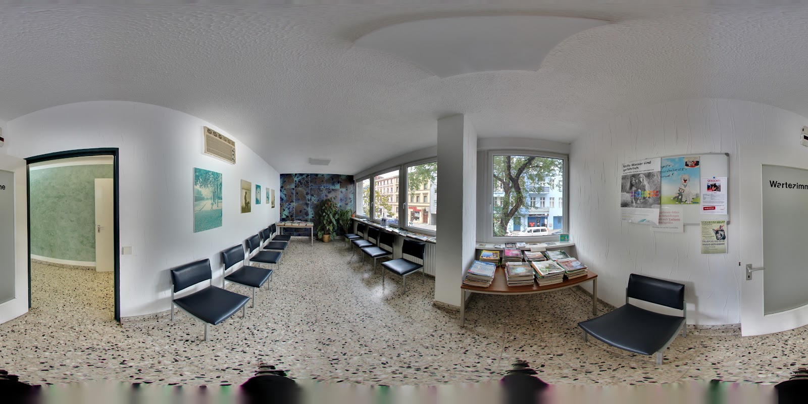 Tierarztpraxis am Gesundbrunnen - Dr. Volker Robl und Dr. Till Robl in Berlin – Praxisfoto 2