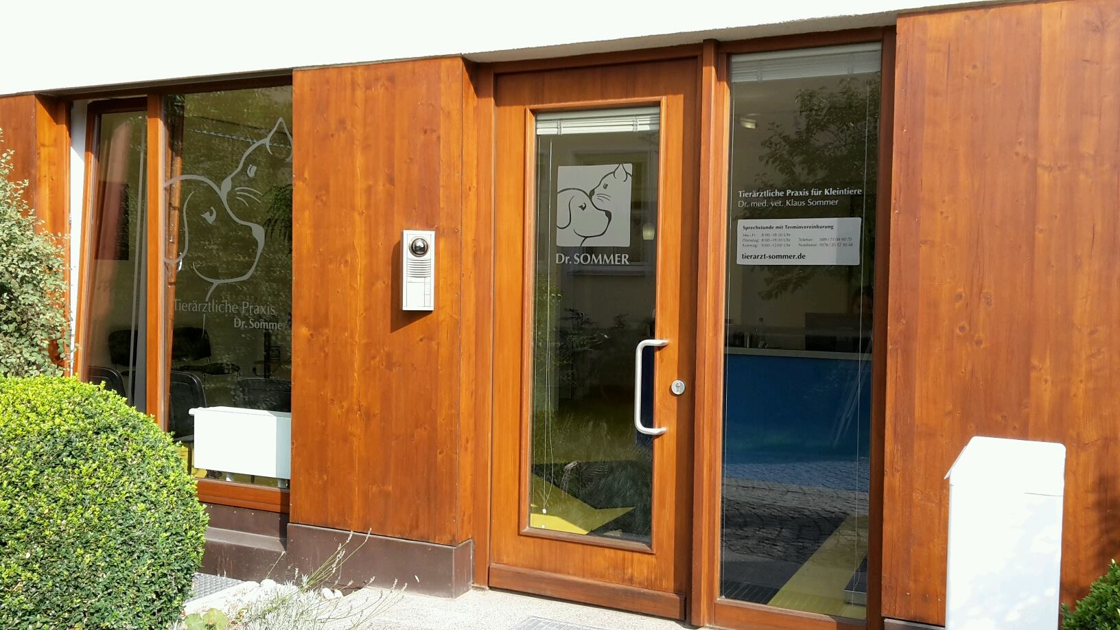 Tierarzt München, Dr. med. vet. Klaus Sommer